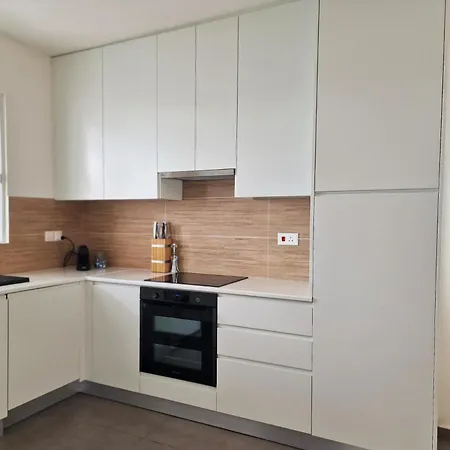 Space View Apartment *